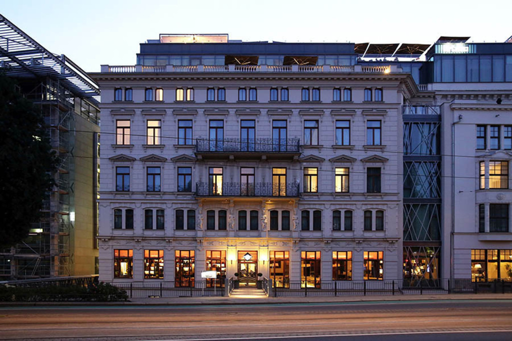 INNSiDE by Meliá Leipzig - Syndeo Restauarnt | Entdecke über 20 Kategorien Leipzig-Motive: Foto-Downloads, hochwertige Poster, Leinwand- & Fine-Art-Prints. Jetzt Lieblingsfoto im Bildlexikon Leipzig Shop bestellen!