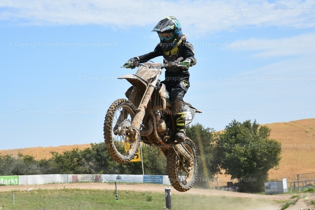 DSC_0380 (2) | Sportfotografie , Motorsport, Motoross, Reitsport, Mointainbike, Enduro,
Landschaft , Outdoor, Eventfotografie, Landschaft, Bilder online bestellen - Realisiert mit Pictrs.com