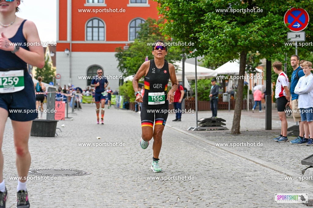 SZI_4584 | Stadttriathlon Erding 2025. #yourpictrs #sportshot_your_pictrs @Sportshotphotography #stadttriathlonerding Copyright: www.sportshot.de