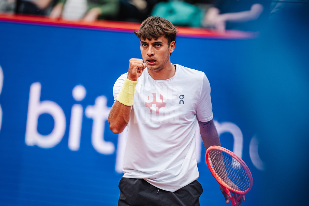 Tennis | Männer | bitpanda Hamburg Open Finale | ATP 500 | Andrei Andrejewitsch Rubljow (RUS) vs. Flavio Cobolli (ITA) | 24.05.2025 | Flavio Cobolli freut sich jubelt und ballt die Faust
