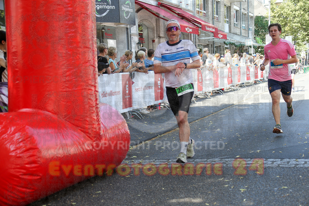 250621_1205_EX1_4818 | Sportfotografie im Rhein-Sieg Kreis, Köln, Bonn, NRW, Rheinland Pfalz, Hessen, etc. Unser Tätigkeitsfeld umfasst den Laufsport vom Volkslauf über den Marathon, Duathlon, Triathon bis zum Ultralauf wie Kölnpfad Ultra oder Schindertrail.