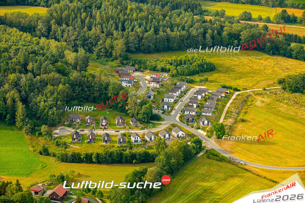 Das Luftbild zeigt : Obernsees Mistelgau - Die Luftaufnahme wurde 2024 vom UL-Flugzeug aus erstellt ( keine Drohne ) - Hochauflösende Luftaufnahme - Für grossformatige Ausdrucke geeignet. Die Geschenkidee !Mit Lizenz und Bildrechte bestellbar