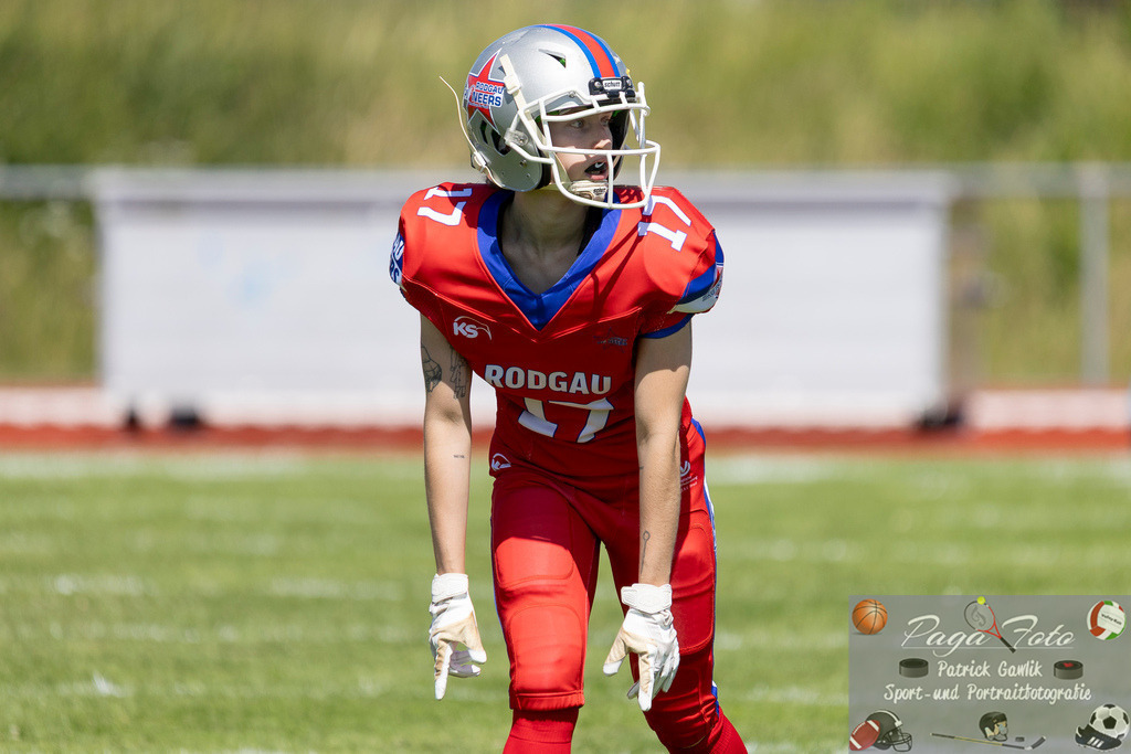 GFLW 1: German Football League Women 1: Rodgau Pioneers Ladies - Stuttgart Scorpions Sisters, 07.06.2026 | Sina Scherer (Rodgau Pioneers Ladies #17), Freisteller, Portrait / Porträt, Rodgau Pioneers Ladies - Stuttgart Scorpions Sisters, Rodgau, Maingau-Energie-Stadion "Am Weichsee", 7.6.2026 - Realisiert mit Pictrs.com