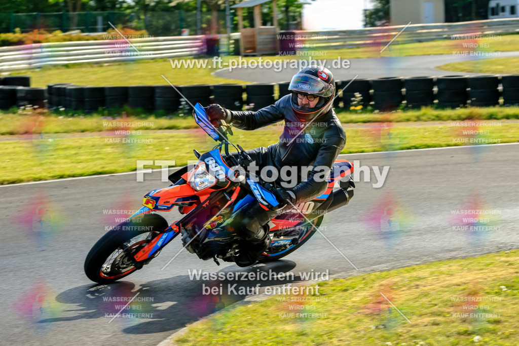 _OTO1250 | Hier findet Ihr Bilder von Touristenfahrten auf der Nürburgring Nordschleife oder von anderen Veranstaltungen die ich besucht habe. Viel Spass beim Durch Schauen 