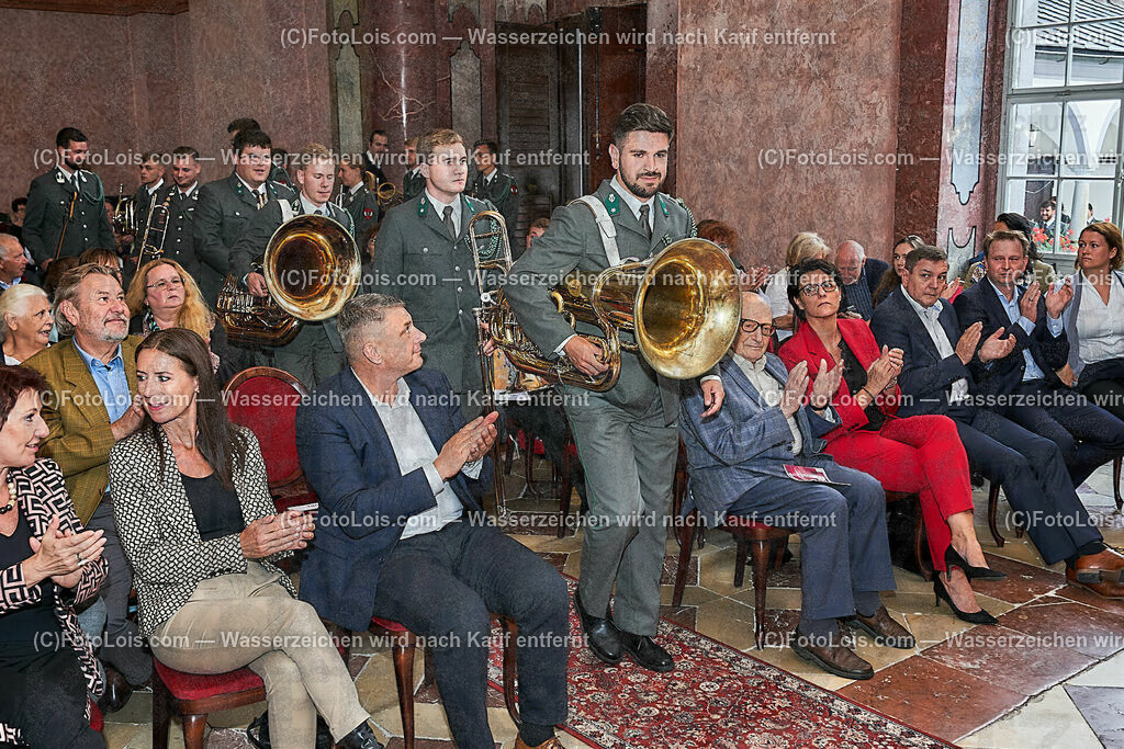ALS1413_XXXIX-Chopin-Festival_Ausklang_Aufmarsch | (C)FotoLois.com, Alois Spandl, XXXIX. internationales CHOPIN-Festival in der Kartause Gaming, AUSKLANG in der Barockbibliothek mit der Militärmusik Niederösterreich unter der Leitung von Militärkapellmeister Oberst Adolf Obendrauf, So 6. August 2023.