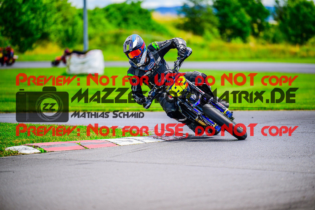 MaZZes_FotoMatrix_240713_6021986_7722 | S2