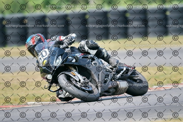 25bt04-1847 | markuskiefer.com - Realisiert mit Pictrs.com