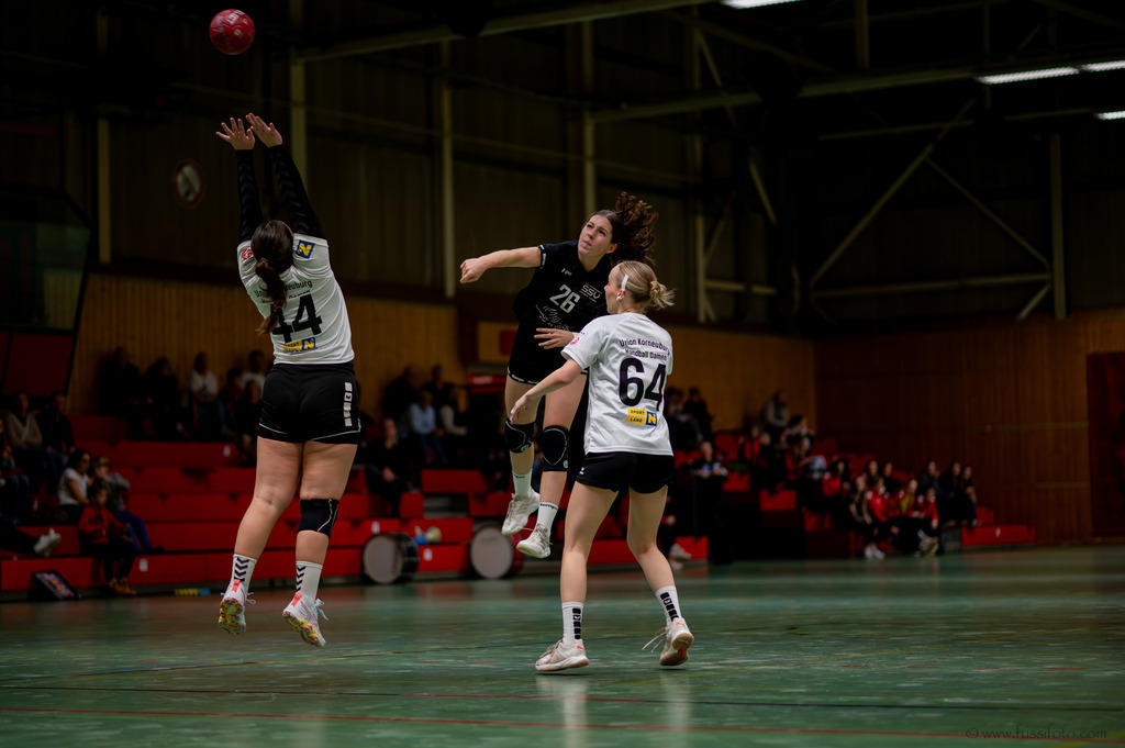 DSC_2780 | "Fussifoto.com – Ihr Ansprechpartner für hochwertige Fotografie! Entdecken Sie kreative Bilder und professionelle Dienstleistungen. Kontaktieren Sie uns für Ihre Projekte!"