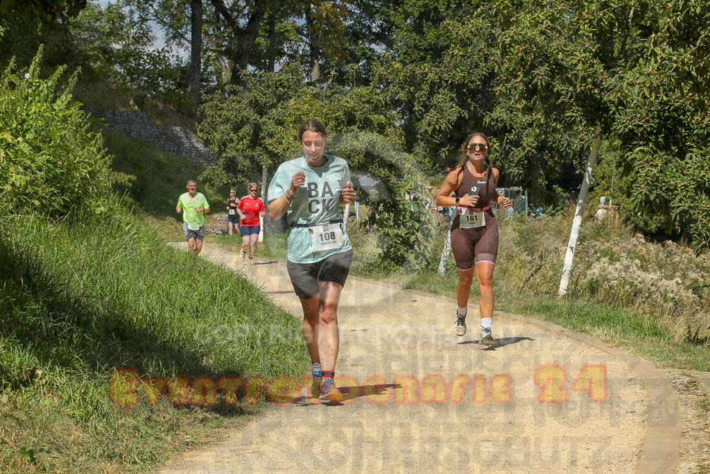 250824_1236_EX1_9888 | Sportfotografie im Rhein-Sieg Kreis, Köln, Bonn, NRW, Rheinland Pfalz, Hessen, etc. Unser Tätigkeitsfeld umfasst den Laufsport vom Volkslauf über den Marathon, Duathlon, Triathon bis zum Ultralauf wie Kölnpfad Ultra oder Schindertrail.