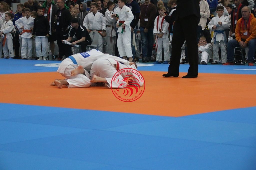 MSY-2022-10-29-7830 | Fotos vom Adler Cup - Pictures from Adler Cup

Hier findet Ihr alle Eindrücke und großen Momente der Adler Cup Wochenenden. Here you will find all impressions and great moments of the Adler Cup weekends. - Realisiert mit Pictrs.com