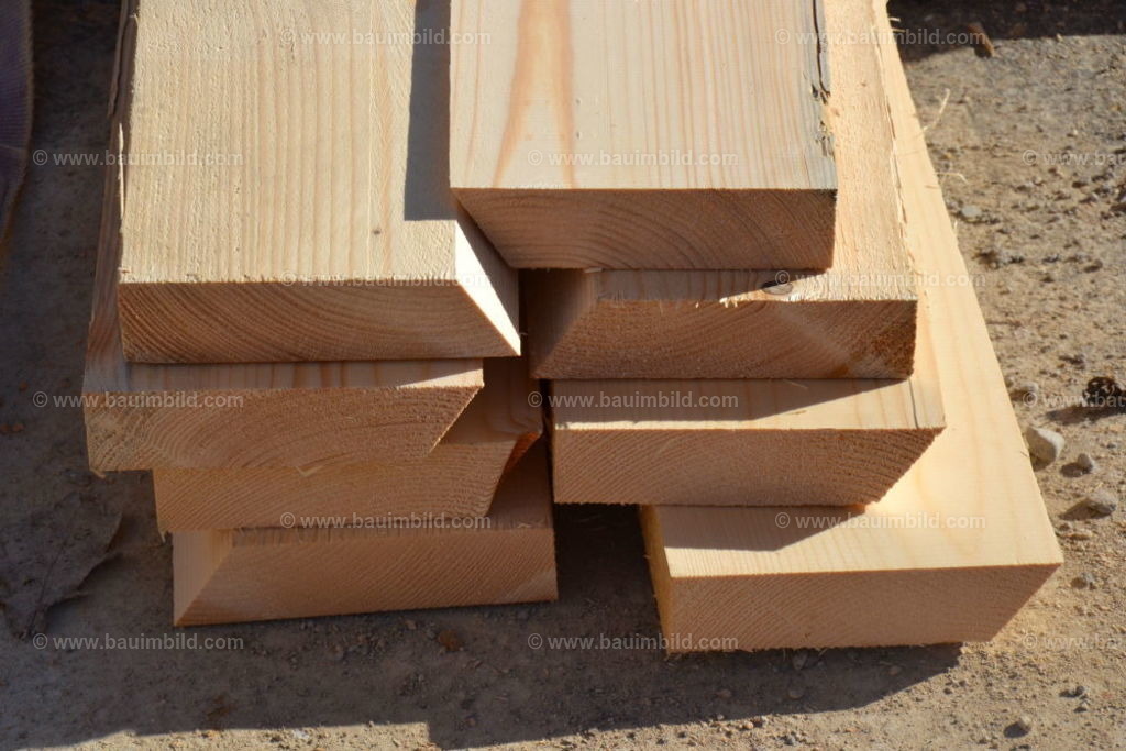 bib-lg04-betonarbeiten-0701 | Nach LV-Leistungsgruppen sortierte Detailfotos über den Bau eines Hauses. Alle Hausbau-Bilder direkt vom Urheber und Autor der Website Haus-Selber-Bauen.com