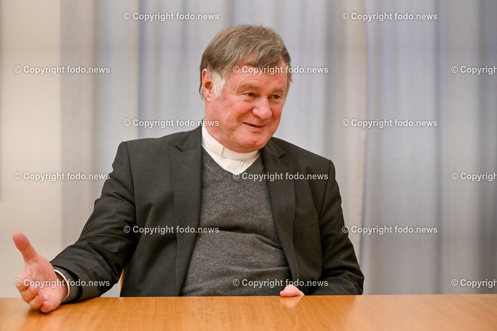 Manfred Scheuer (Bischof der Dioezese Linz)_ 20.12.2023-15 | 20.12.2023, Bischofshof Linz, AUT, Manfred Scheuer (Bischof der Dioezese Linz), im Bild Manfred Scheuer (14. Bischof der Dioezese Linz, Dioezesanbischof der Katholischen Kirche in Oberoesterreich)