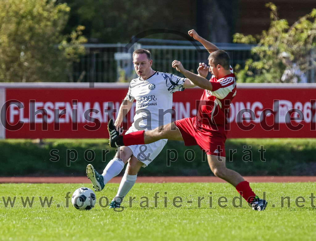 2023-09-09_032_FC_Herzogstadt_II_gegen_SG_Hoerlkofen_Woerth | Erding, Deutschland, 09.09.2023:
Fußball, A-Klassel 2023 / 2024, 6. Spieltag, FC Herzogstadt II gegen SG Hörlkofen/Wörth, Endergebnis: 1:2

Yannick Joly (SG Hörlkofen/Wörth, #12)

Foto: Christian Riedel / fotografie-riedel.net