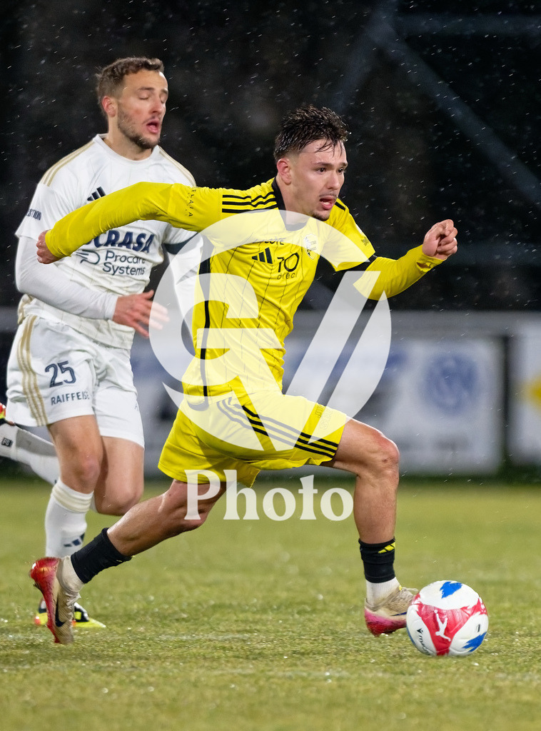 dieci Challenge League - FC Stade Nyonnais v Etoile Carouge FC |  during the dieci Challenge League match between FC Stade Nyonnais and Etoile Carouge FC at Centre sportif de Colovray in Nyon, Switzerland