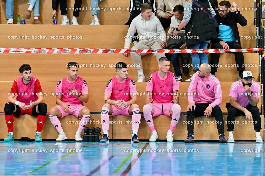 Carinthia Flamengo Futsal Club vs. LPSV-K | Spielerbank Carinthia Flamengo, #22 Philip Luschin Carinthia Flamengo, #72 Armin Kahvedzic Carinthia Flamengo, #24 Zoran Vukovic Carinthia Flamengo,  Asisstentcoach Carinthia Flamengo Elvis Vrbic, Headcoach Carinthia Flamengo Ugur Koc, #21 Robert Dimitrov Carinthia Flamengo, Carinthia Flamengo Futsal Club vs. LPSV-K, Carinthia Flamengo Futsal Club vs. LPSV-K am 03.11.2024 in Klagenfurt (Ballspielhalle Viktring), Austria, (Photo by Bernd Stefan)