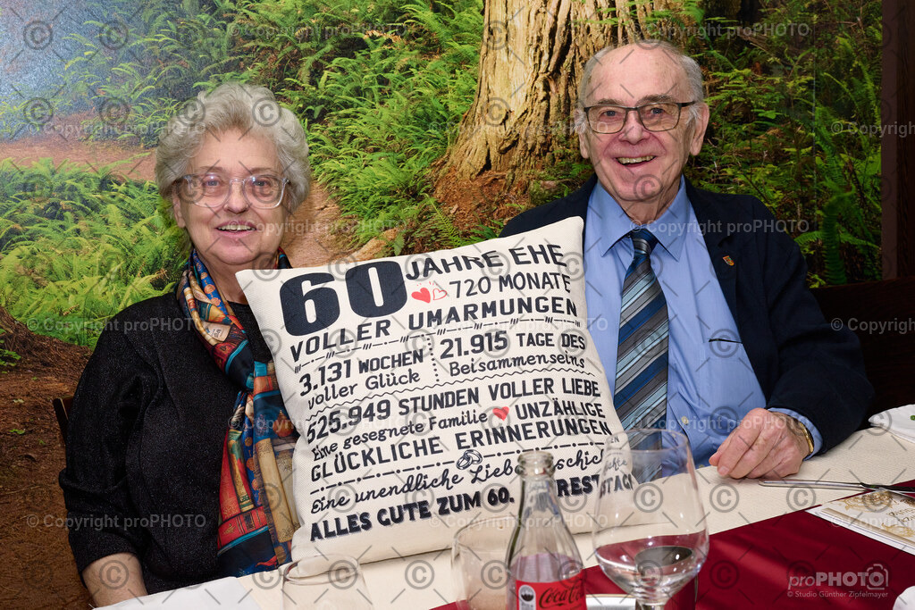 029_2026_60-Hochzeitstag-Wenzel_NZ9_6728 | proPHOTO - Realisiert mit Pictrs.com