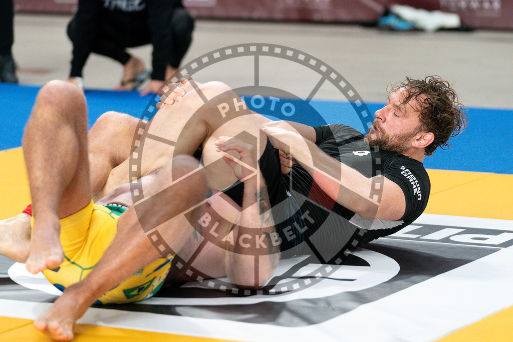 20250517PBB1671 | Athletes compete during the first day of the ADCC Amateur World Championship on May 15, 2025 in Warsaw, Poland. © Chiara Dazi / photoblackbelt