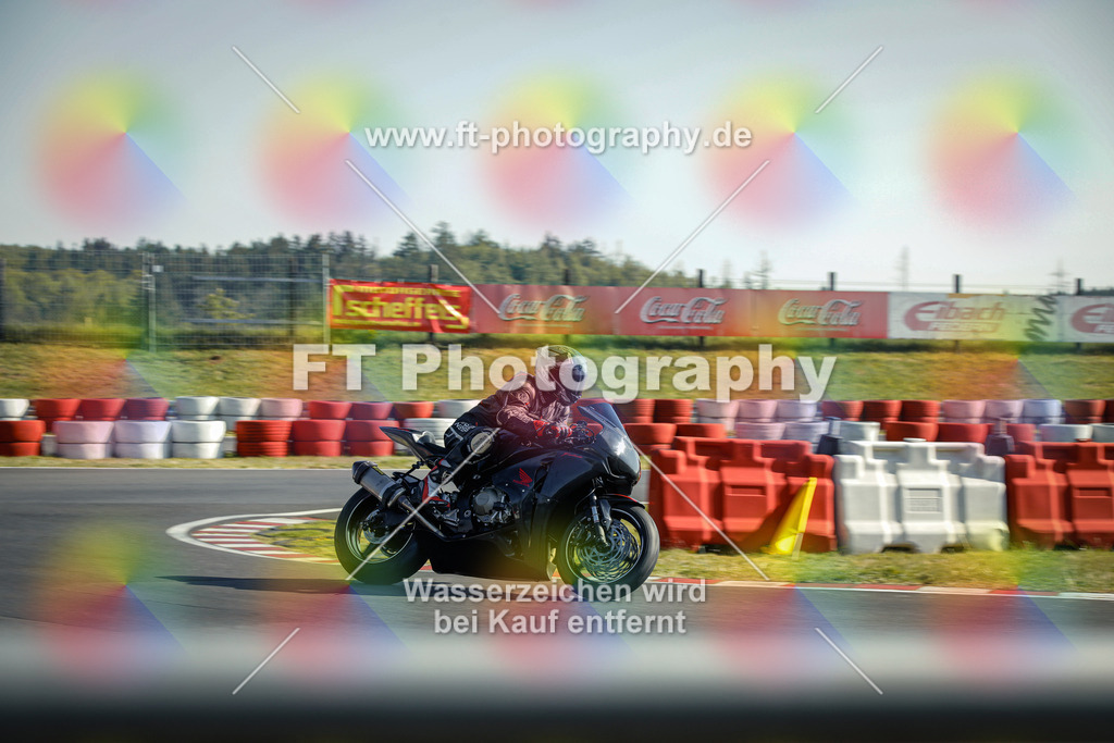 OBK_Mai_Justin_Uwe-10141 | Hier findet Ihr Bilder von Touristenfahrten auf der Nürburgring Nordschleife oder von anderen Veranstaltungen die ich besucht habe. Viel Spass beim Durch Schauen 