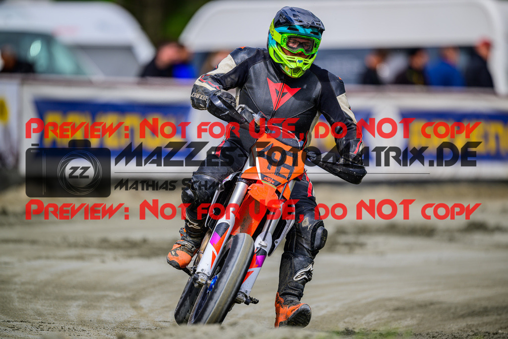 MaZZes_Fotomatrix_20250504_6007705_8589 | S4