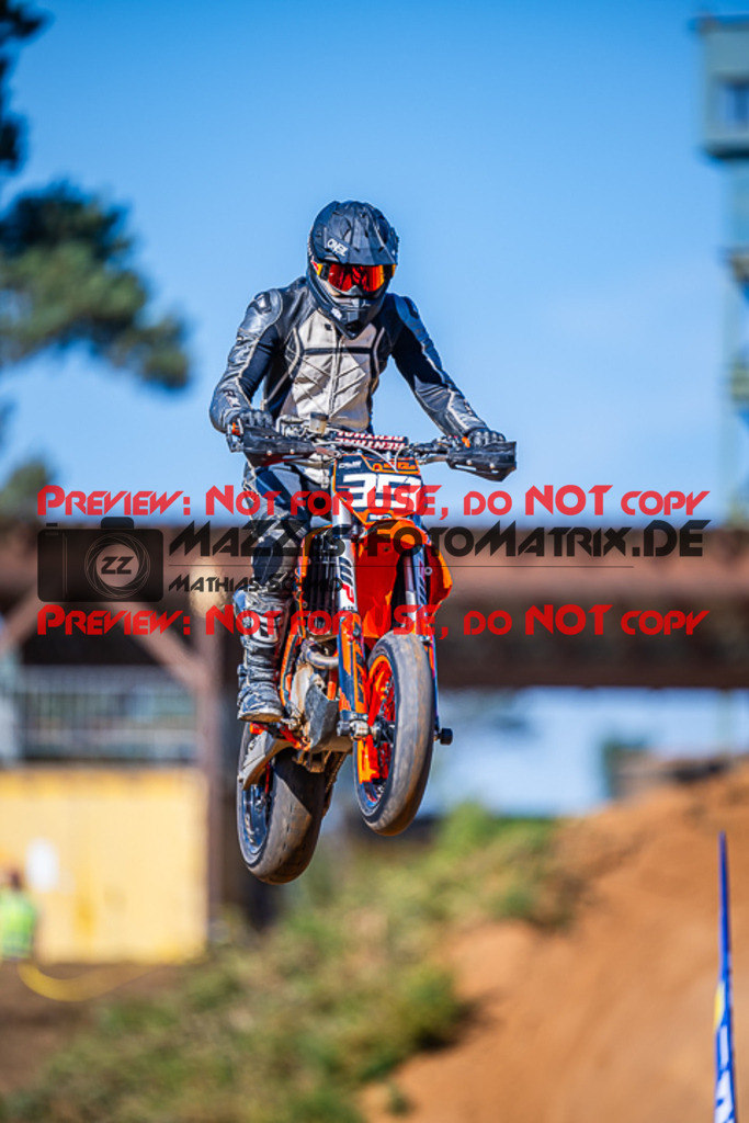 MaZZes_FotoMatrix_230916_1844 | S4