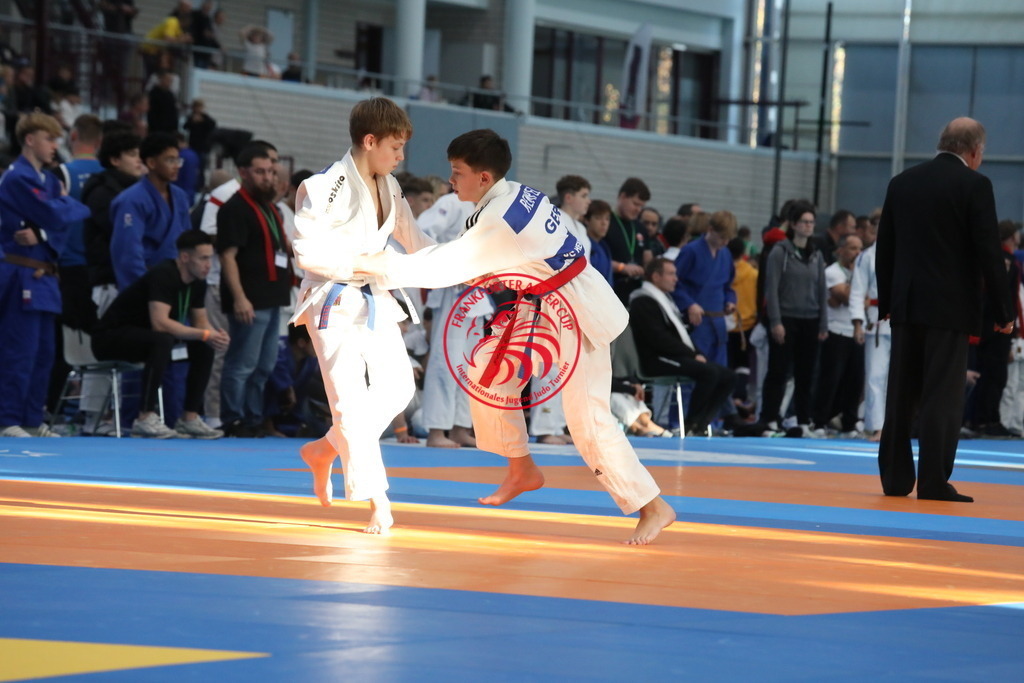 1J7A2320 | Fotos vom Adler Cup - Pictures from Adler Cup

Hier findet Ihr alle Eindrücke und großen Momente der Adler Cup Wochenenden. Here you will find all impressions and great moments of the Adler Cup weekends. - Realisiert mit Pictrs.com