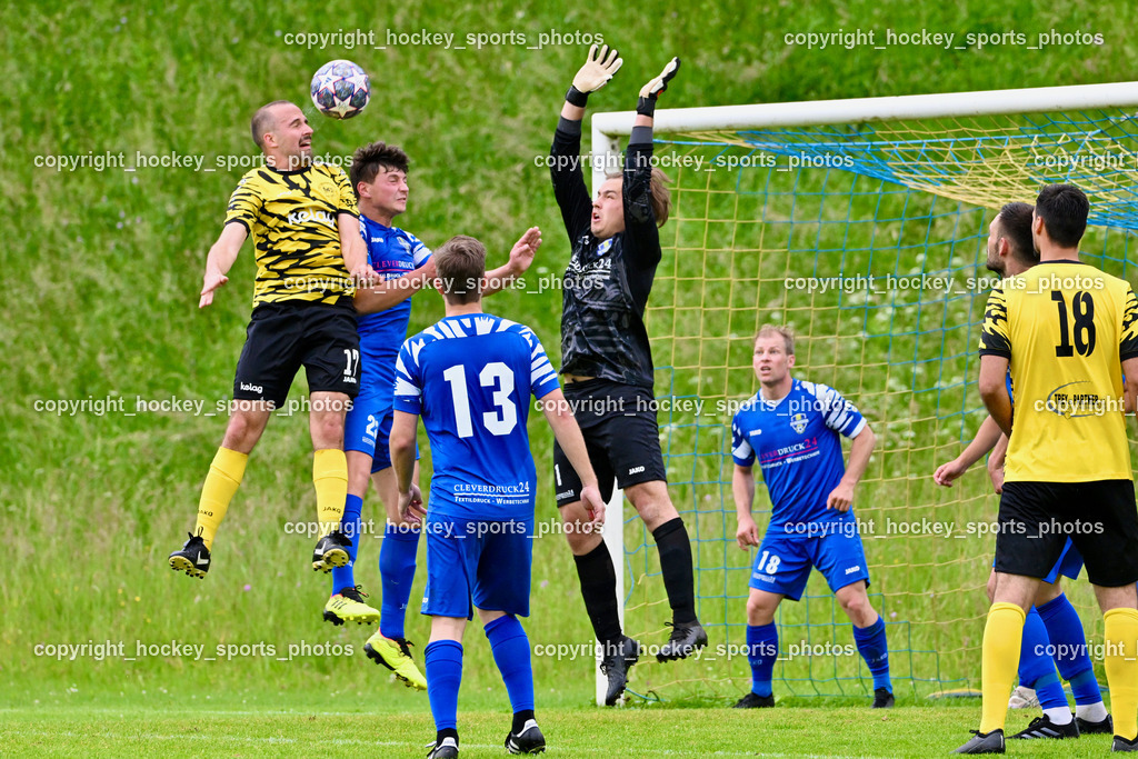 SV Wernberg vs. FC Faakersee | #17 Matteo Scheucher FC Faakersee, #22 Milos Bukumirovic SV Wernberg, #13 Christoph Arneitz SV Wernberg, #1 Matthias Marcus Kohlmaier SV Wernberg, #18 Oliver Lerchner SV Wernberg, #18 Andreas Unterguggenberger FC Faakersee, SV Wernberg vs. FC Faakersee, SV Wernberg vs. FC Faakersee am 01.06.2024 in Wernberg (Sportplatz Wernberg), Austria, (Photo by Bernd Stefan)