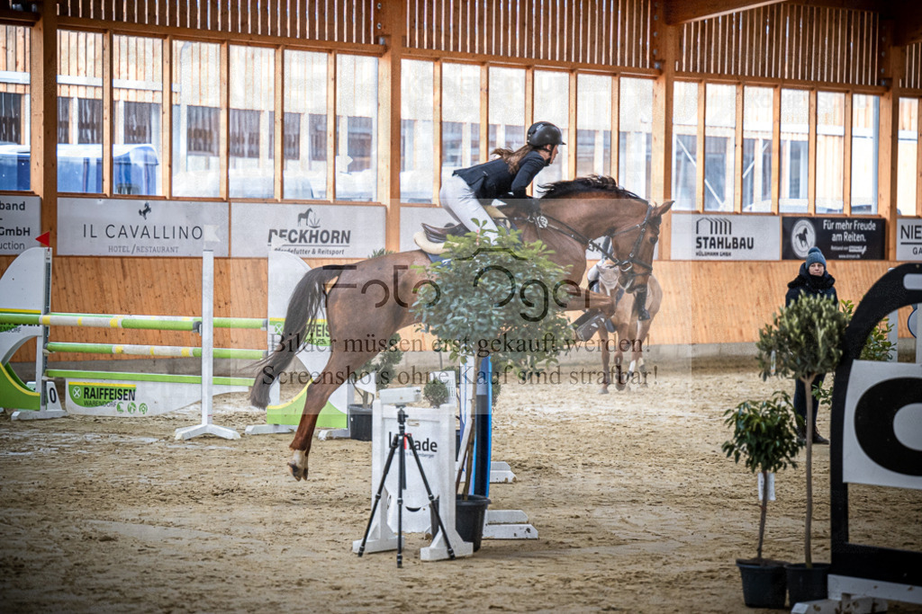 DOS_1868 | Entdecke hochwertige Reitturnierfotos von Foto Oger. Professionell, emotional und authentisch – jetzt Lieblingsmomente im Shop bestellen.Deutschlandweite Turnierfotografie. - Realisiert mit Pictrs.com