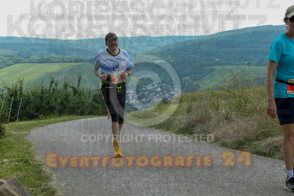 250614_1350_EX1_9537 | Sportfotografie im Rhein-Sieg Kreis, Köln, Bonn, NRW, Rheinland Pfalz, Hessen, etc. Unser Tätigkeitsfeld umfasst den Laufsport vom Volkslauf über den Marathon, Duathlon, Triathon bis zum Ultralauf wie Kölnpfad Ultra oder Schindertrail.