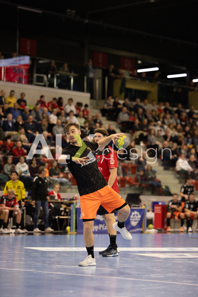 Handballen I Herren I Saison 2025-2026 I Quickline Handball League 2026 | Men I 18. Spieltag I Pfade Winterthur - Kadetten Schaffhausen I 20.12.2025 | 6 Odinn Rikhardsson (Kadetten Schaffhausen) - Flügel rechts - Realisiert mit Pictrs.com