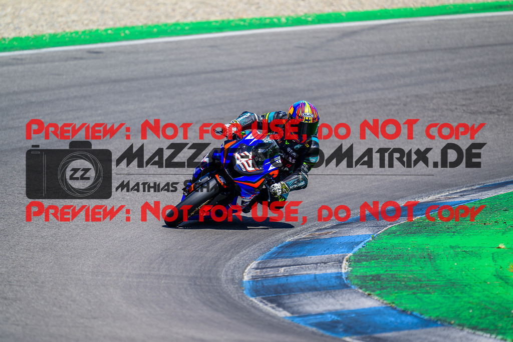 MaZZes_FotoMatrix_240615_1065 | WEISS