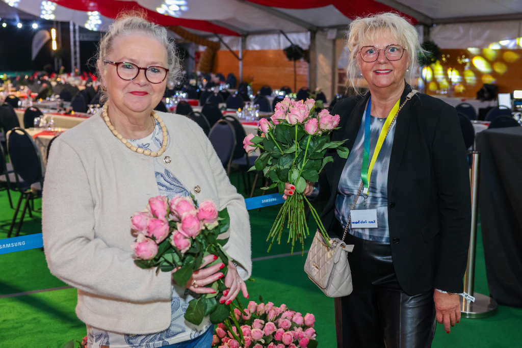top-top.de250214-026 | Die 3. Weseler SportNacht, die große Sportgala mit Ehrungen der Weseler Sportler des Jahres 2024 findet am Freitag, den 14.02.2025 im Festzelt an der Rheinpromenade statt.Foto: Erwin Pottgiesser