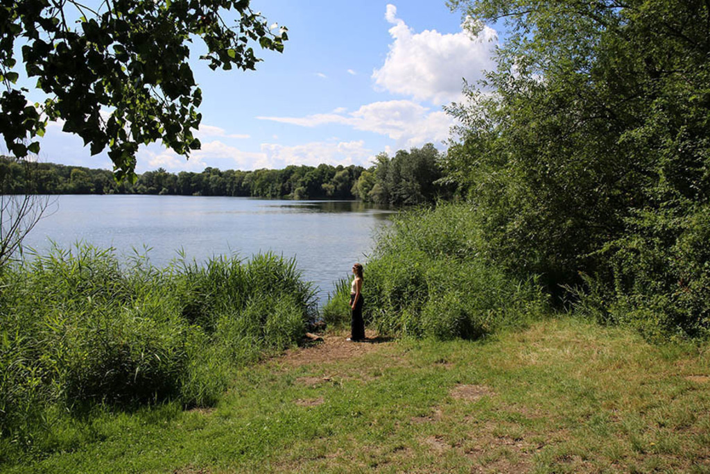 Foto: Leipzig - Auensee | Das Team hinter BILDLEXIKON LEIPZIG bündelt historische wie aktuelle Informationen über die Stadt Leipzig in Text und Bild auf einer Plattform und stellt diese der interessierten Öffentlichkeit zur Verfügung.