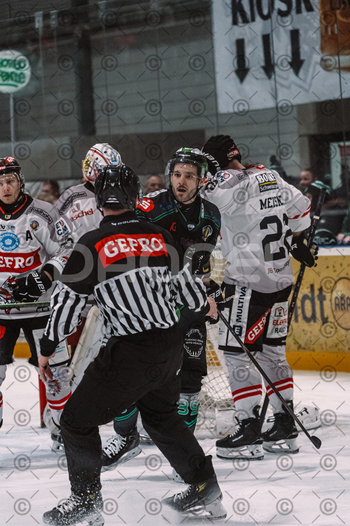 Alligators_vs_Memmingen_09_01_2026-64 | Höchstadt Alligators Fotogalerie: Eishockey-Action aus Franken. Professionelle Spielfotos, Portraits & Stadionbilder zum Download. Jetzt entdecken! - Realisiert mit Pictrs.com