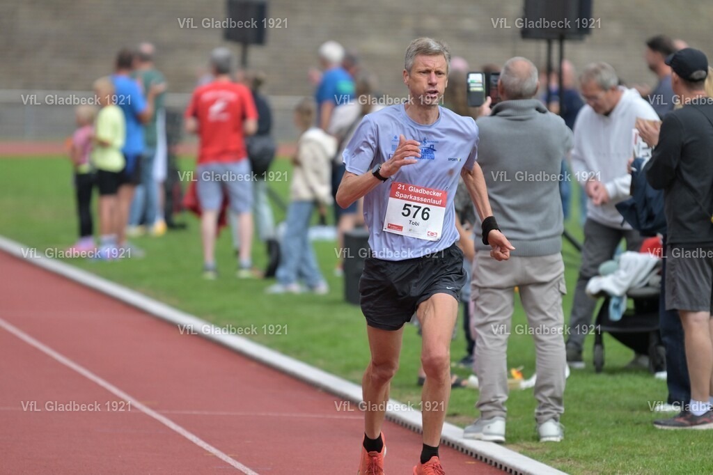 2026-08-23_Sparkassenlauf_HM_KH_00182 | Die Fotografen - Realisiert mit Pictrs.com
