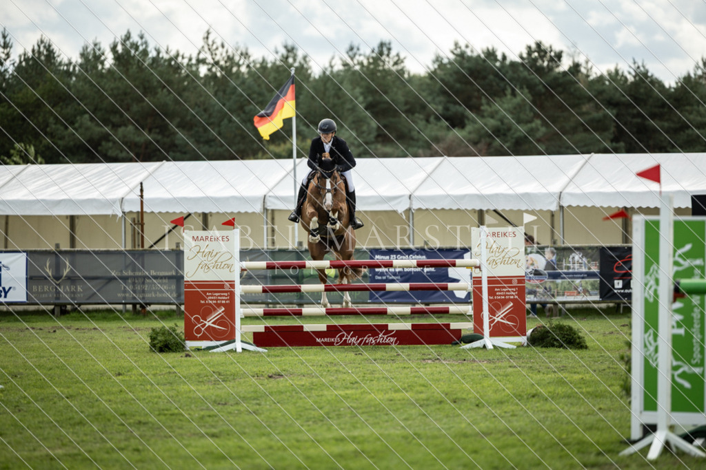 DK5A3443 | Isabel Marstall Fotografie - Realisiert mit Pictrs.com