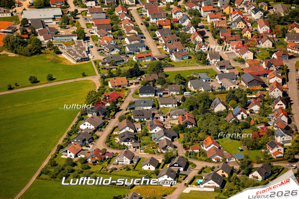 Das Luftbild zeigt :  Schechingen - Die Luftaufnahme wurde 2024 vom UL-Flugzeug aus erstellt ( keine Drohne ) - Hochauflösende Luftaufnahme - Für grossformatige Ausdrucke geeignet. Die Geschenkidee !Mit Lizenz und Bildrechte bestellbar