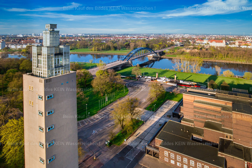 Magdeburg Aussichtsturm nah W_1_4rtemberg Sternbr_1_4cke-0962 | Aussichtsturm und Württemberg und Sternbrücke für Kalender - Realisiert mit Pictrs.com