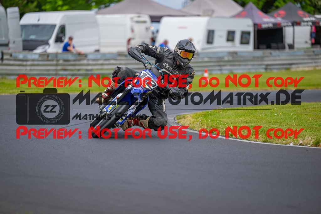 MaZZes-Fotomatrix-20260508-56225 | G4