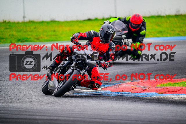 MaZZes_FotoMatrix_240614_6007705_4570 | GELB