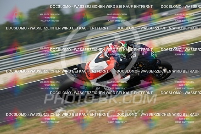 2024_07_12_PBK_12689 | Sportfotografie; SlowMotion; Video; Rennstrecke; Hafeneger; Speer; Racing; RSE; BMW; CBO; Trackday; Motorsportarena; Hockenheimring; Brno; Most; Barcelona; Valencia