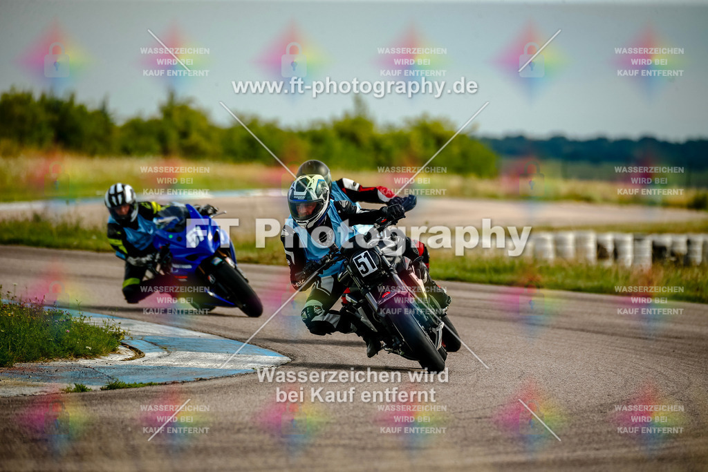 Chambley Juli-2523 | Hier findet Ihr Bilder von Touristenfahrten auf der Nürburgring Nordschleife oder von anderen Veranstaltungen die ich besucht habe. Viel Spass beim Durch Schauen 