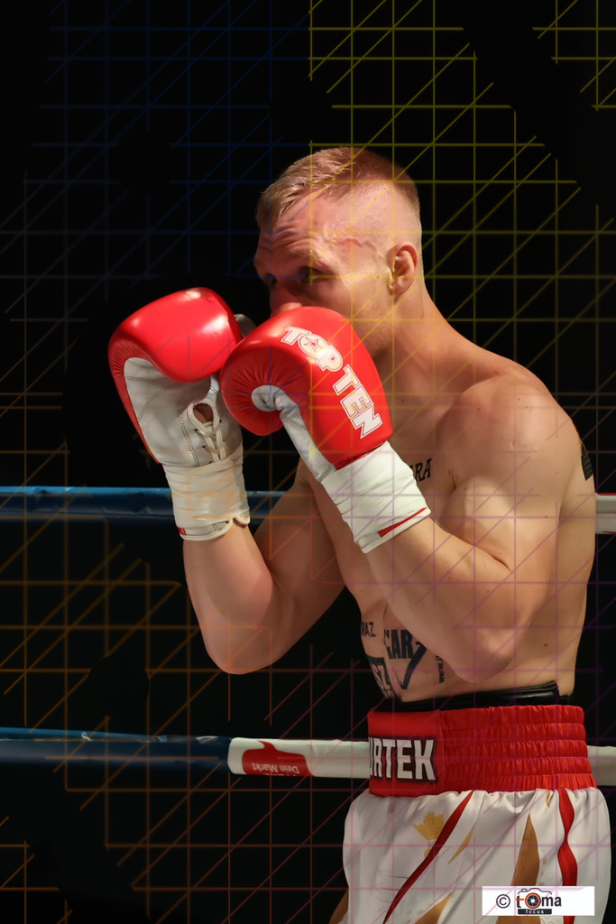 Atahmanchuk vs Gurtek 25.04.2026 tomafocus Tb00108 | professionelle Sport- und Eventfotografie von Tomafocus – dynamische Bilder, emotionale Momente und hochwertige Aufnahmen für jeden Anlass. - Realisiert mit Pictrs.com
