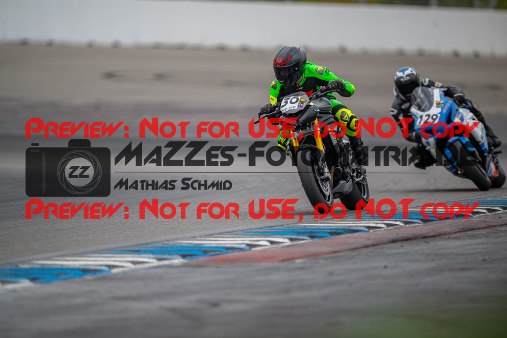 MaZZes-Fotomatrix-20260809-575662 | R1