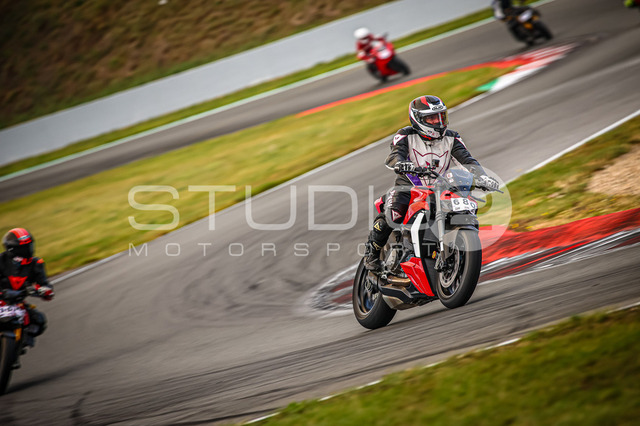 0680-240924_MO-007_680 | Deine Full-Service-Agentur für ✔️Videoproduktionen und ✔️Motorsportfotografie Jetzt Angebot anfragen!