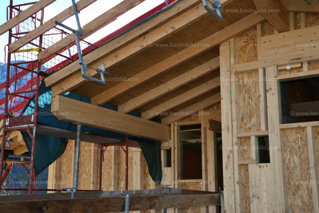 bib-lg09-holzbau-0224 | Nach LV-Leistungsgruppen sortierte Detailfotos über den Bau eines Hauses. Alle Hausbau-Bilder direkt vom Urheber und Autor der Website Haus-Selber-Bauen.com