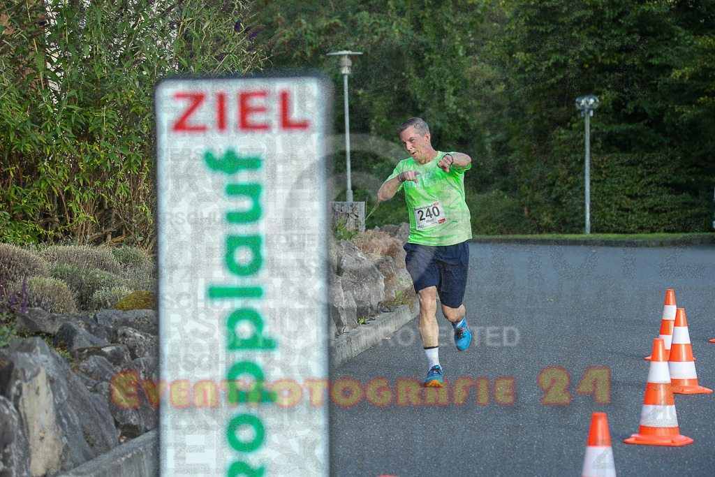 250801_1938_EX1_8315 | Sportfotografie im Rhein-Sieg Kreis, Köln, Bonn, NRW, Rheinland Pfalz, Hessen, etc. Unser Tätigkeitsfeld umfasst den Laufsport vom Volkslauf über den Marathon, Duathlon, Triathon bis zum Ultralauf wie Kölnpfad Ultra oder Schindertrail.