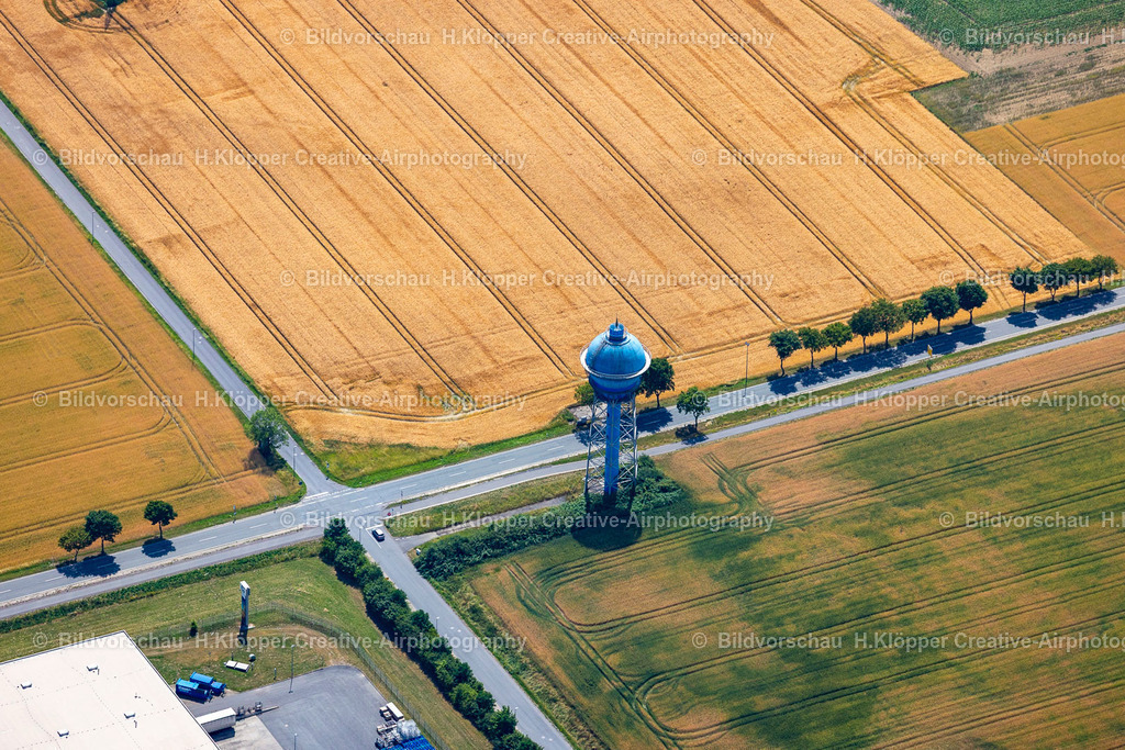 Luftbild Ahlen-5146 | Bauwerk des blauen Industriedenkmales Wasserturm in Ahlen im Bundesland Nordrhein-Westfalen. - Realisiert mit Pictrs.com