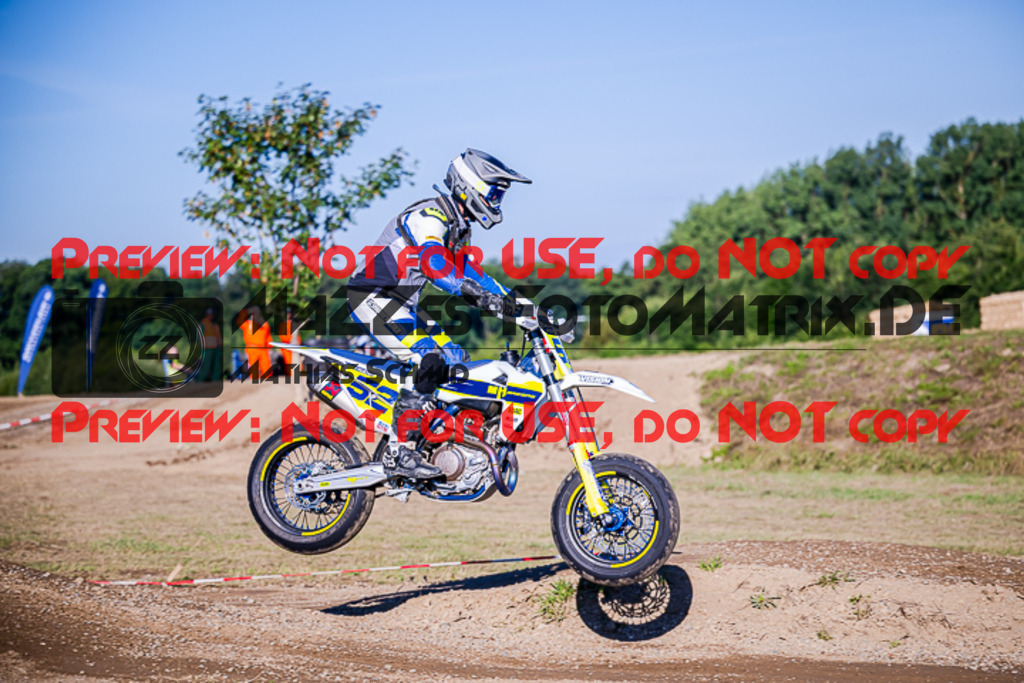 MaZZes_FotoMatrix_220904_2735 | S3