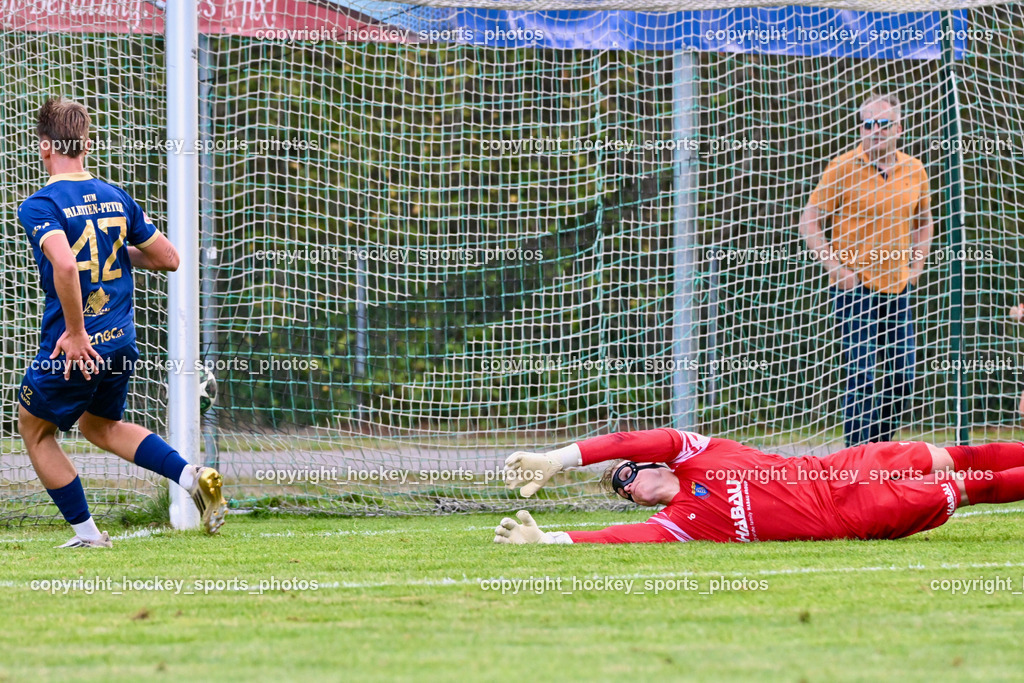 SV Malta vs. ATUS Velden | #42 Luca Kopeinig ATUS Velden, #1 Sascha Thaler SV Malta, Tor ATUS Velden, SV Malta vs. ATUS Velden, SV Malta vs. ATUS Velden am 19.08.2025 in Malta (Sportplatz Malta), Austria, (Photo by Bernd Stefan)