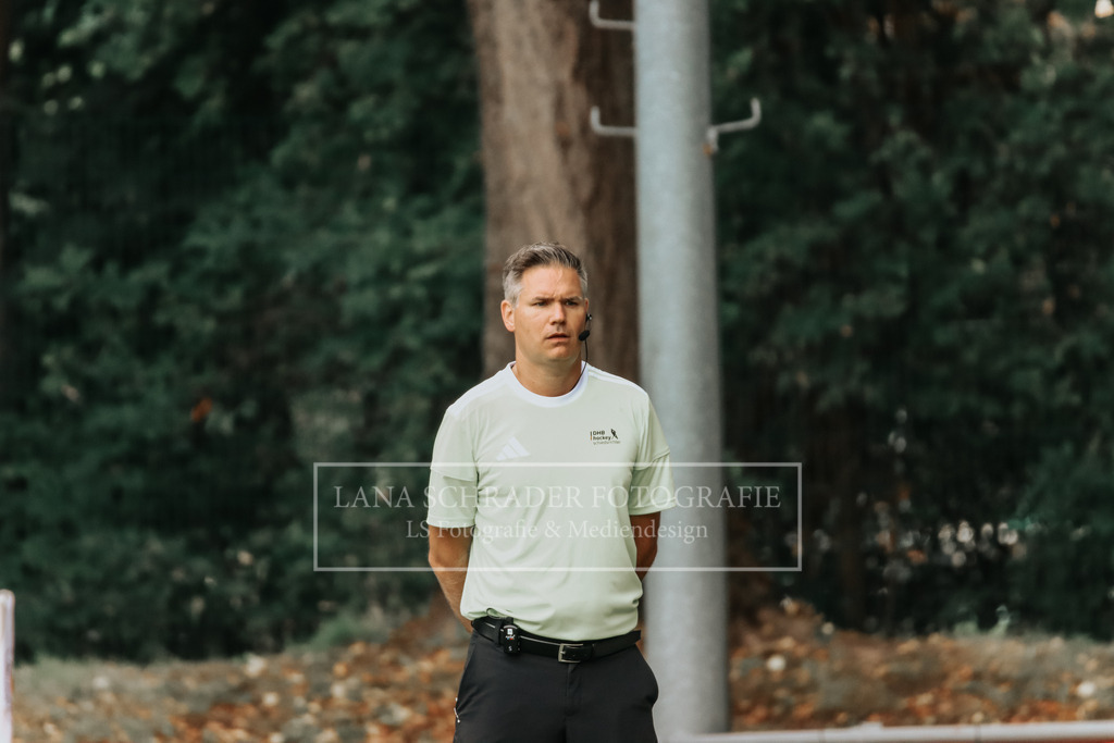 Herren_Bundesliga_02_F_RWK-UHC_21.09.25_Köln (217 von 471) | lanaschraderfotografie - Realisiert mit Pictrs.com